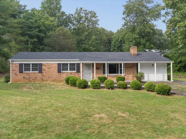 123 Elmwood Ln, Rustburg, VA 24588