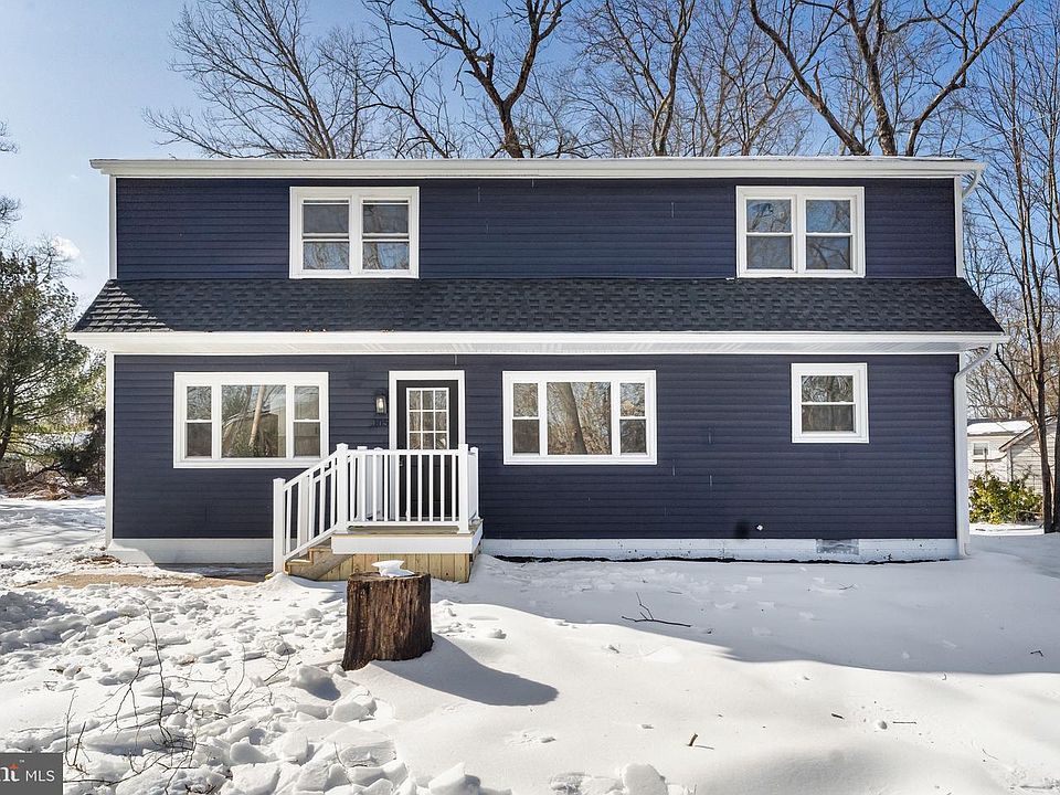1st image of 105 Cloverdale Ln