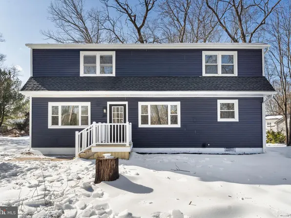 105 Cloverdale Ln, Williamstown, NJ 08094
