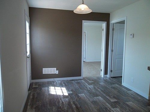 5th image of 1657 Pinecroft Dr