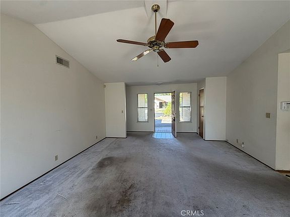 3rd image of 17 Betsey Way