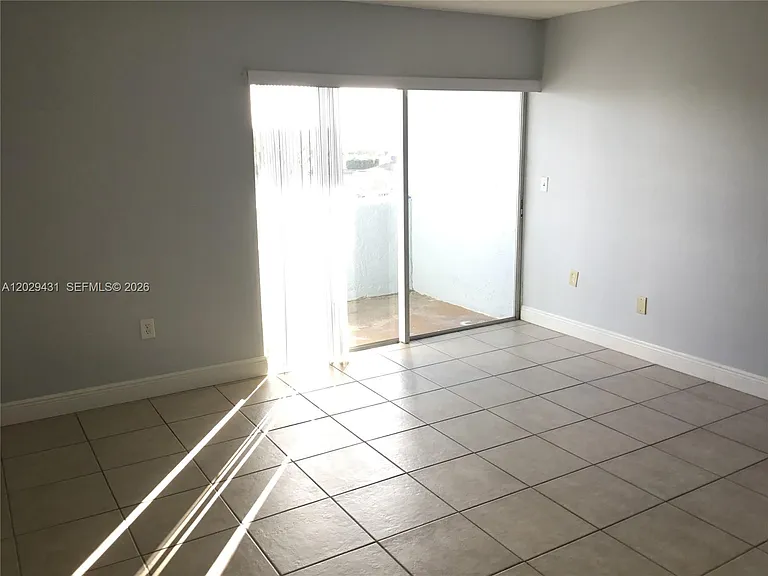 9375 Fontainebleau Blvd #L422 — Photo 12