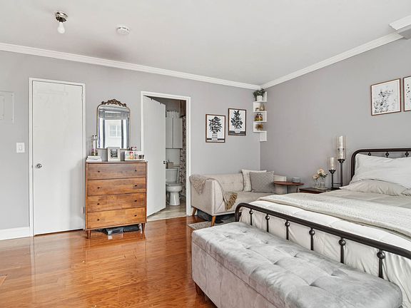 3rd image of 157 E 32nd St APT 6C