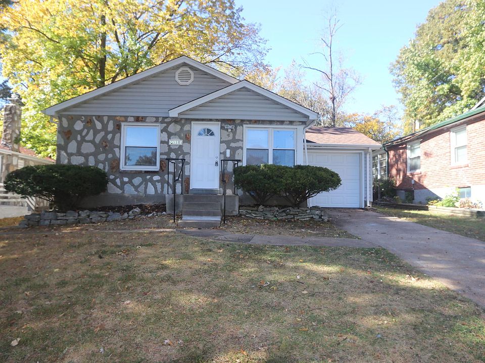 1st image of 2017 Stillwater Dr #1