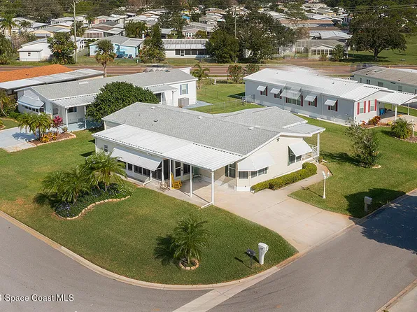 614 Marlin Cir, Barefoot Bay, FL 32976