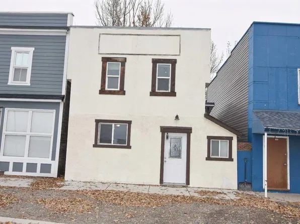 104 S Railway Ave E, Wheatland County, AB T0J 0M0