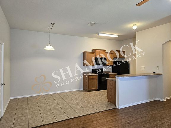 3rd image of 115 Prosperity Trl