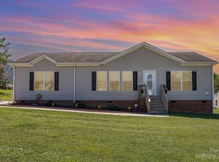 1508 Joy Anne Ct, Mount Holly, NC 28120
