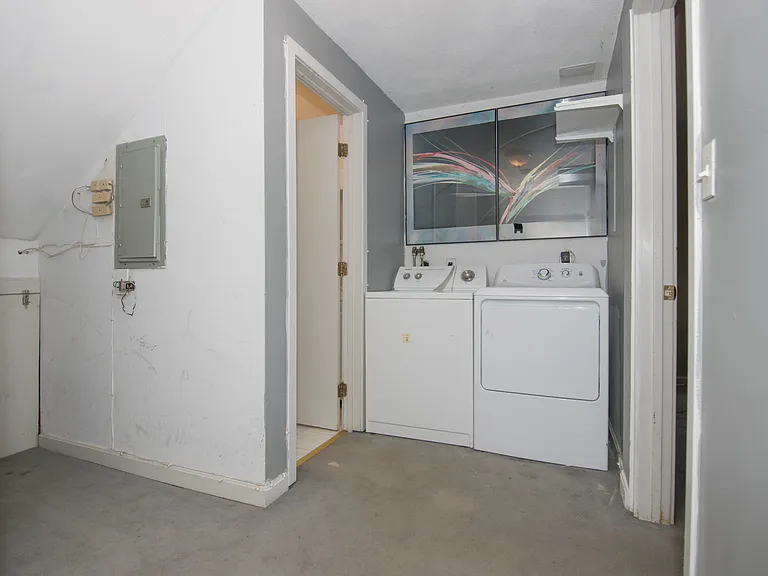 127 Glenville Ave #127 — Photo 22
