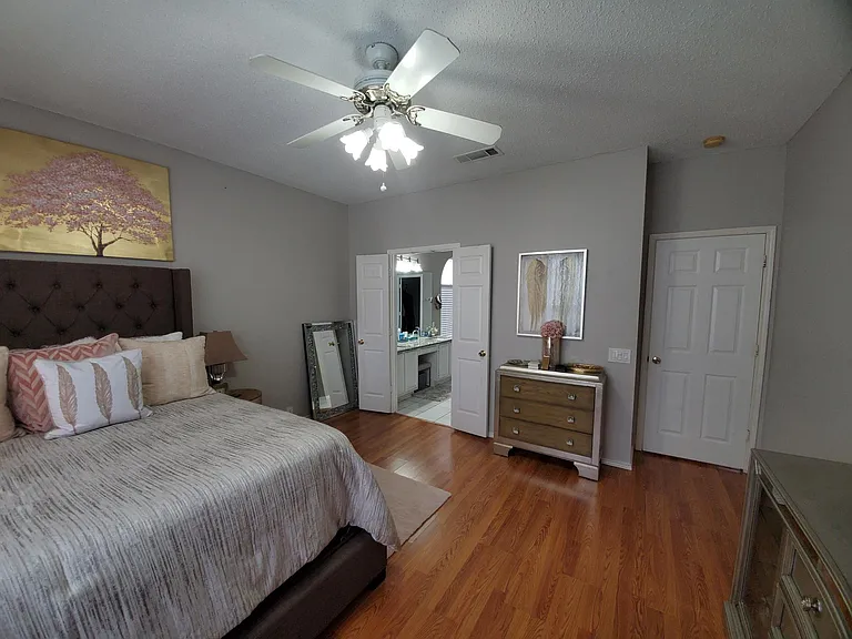 Master Bedroom downstairs