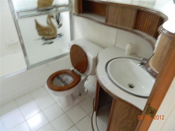 5th image of 3363 Sayre Ct