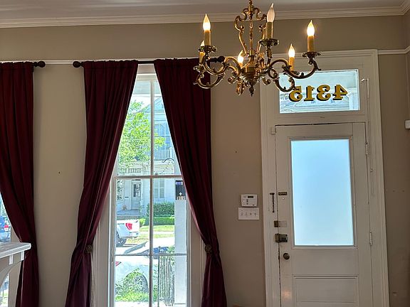 5th image of 4315 Prytania St
