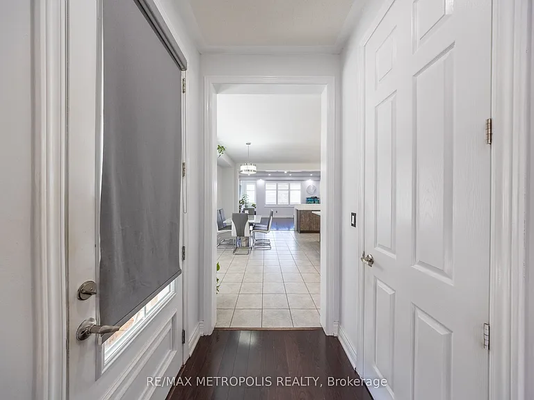 36 Michaelis St — Photo 8