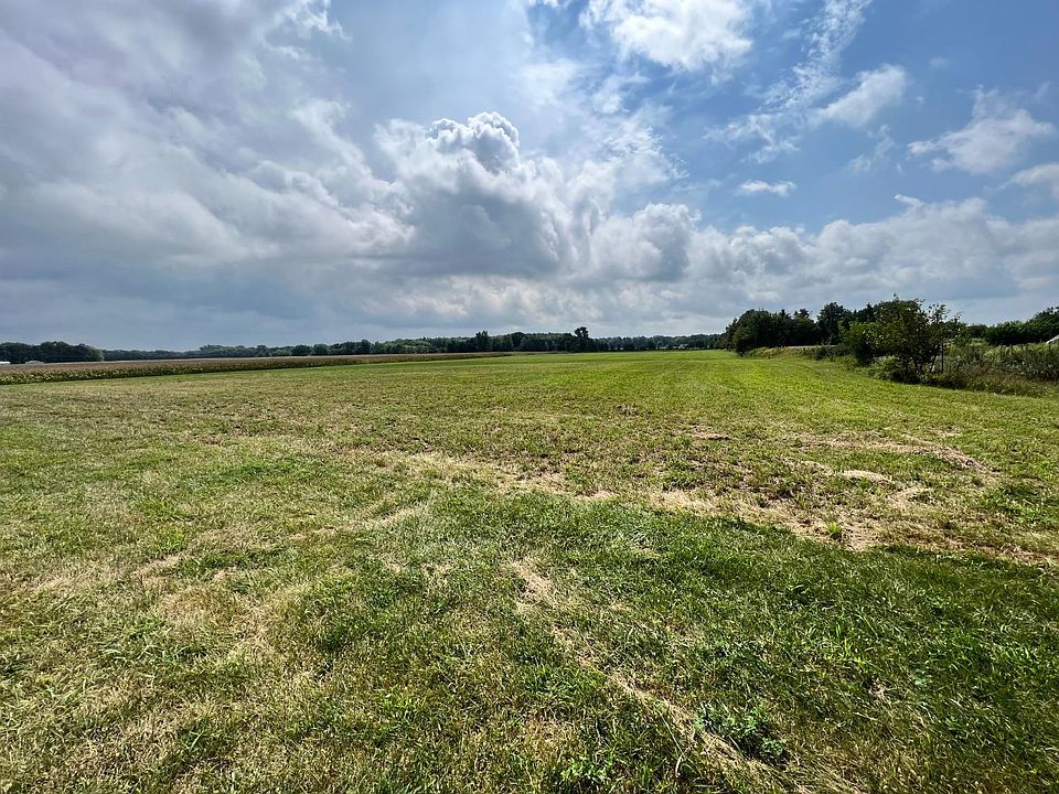 2nd image of 10-ACRE South St #16