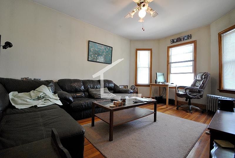 1st image of 12 Montcalm Ave #002
