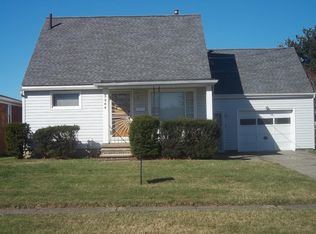 3264 Estelle Ave, Lorain, OH 44052