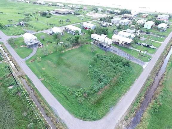 3rd image of L-11 Eight Birch Ln