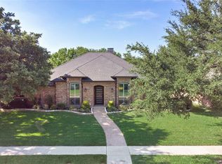 1010 Clinton St, Carrollton, TX 75007