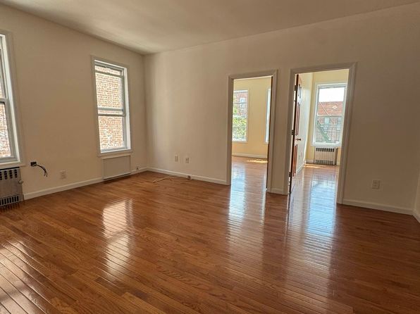 4413 28th Ave APT 2