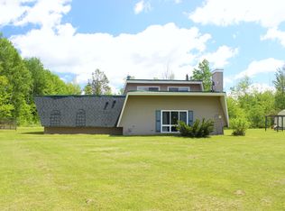 6997 Bungaloo Rd, Athens, WI 54411