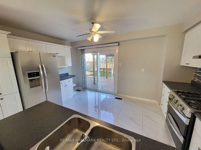 928 Wayne Dr #MAIN — Photo 5
