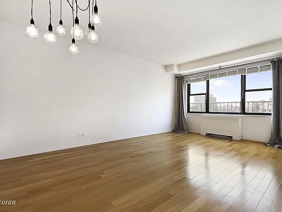 4th image of 7 E 14th St APT 21E