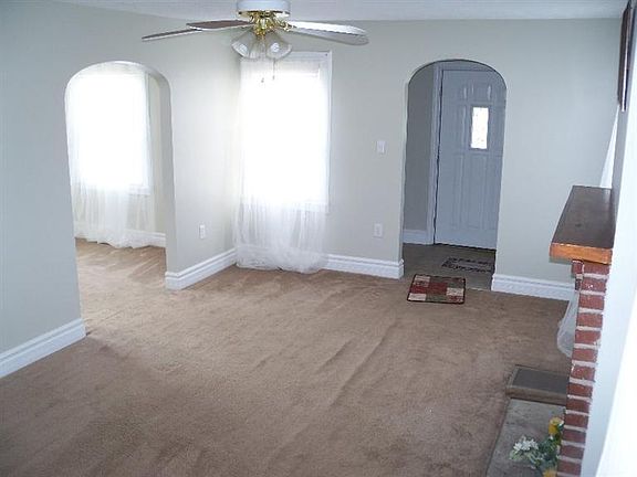 3rd image of 954 N High St