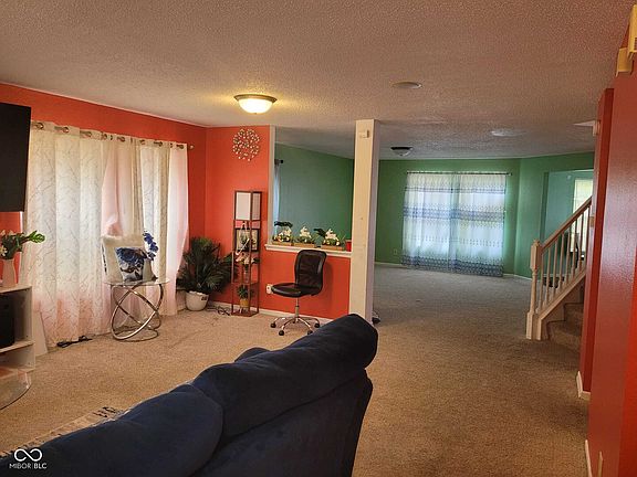4th image of 1682 Howell Dr