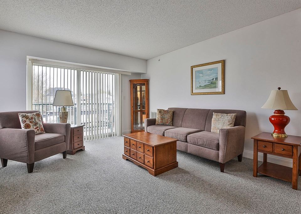 1st image of 79 Waite Street Ext APT 45