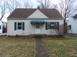 930 E Archwood Ave, Akron, OH 44306