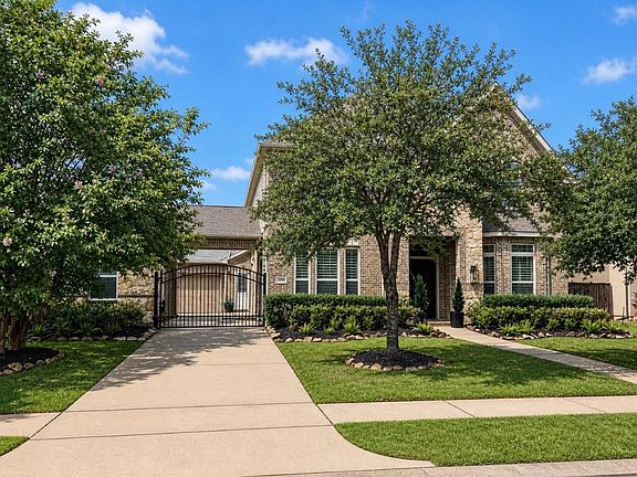3rd image of 2914 Rutherford Place Ct