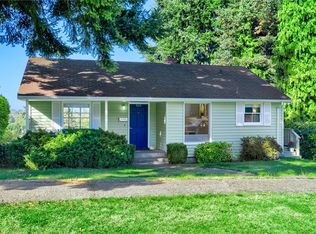 9215 24th Ave SW, Seattle, WA 98106