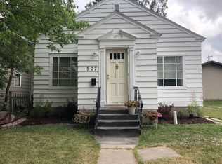 507 6th St, International Falls, MN 56649