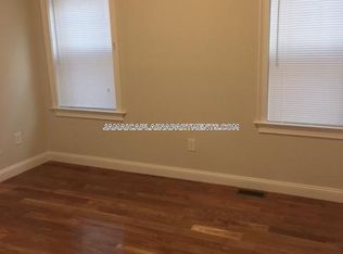9-11 Woodside Ave #3AH, Jamaica Plain, MA 02130