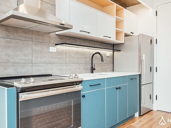 3rd image of 1557 Fulton St APT 6A