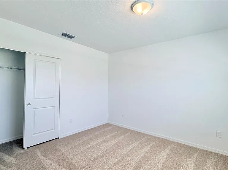 5694 Enchanted Meadow Aly #A — Photo 8