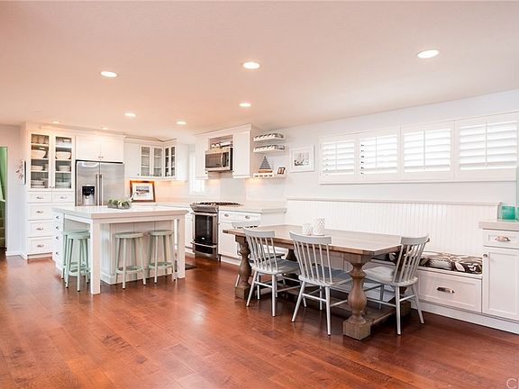 5th image of 234 Prospect St