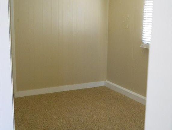3rd image of 3109 Melinda Ln