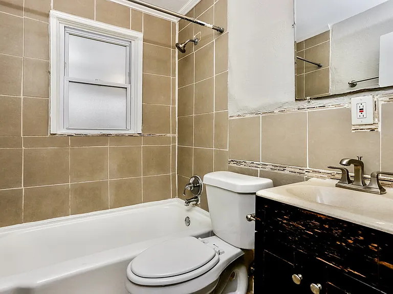 7520 Eunice Ave — Photo 10