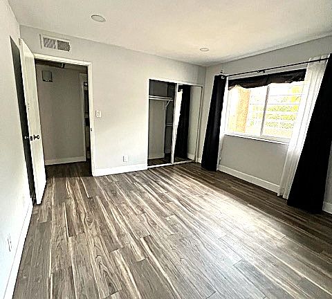 5th image of 2558 S Sepulveda Blvd APT 1