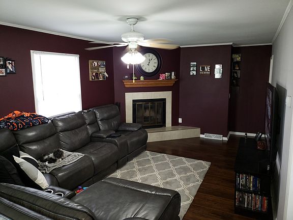3rd image of 2032 Greengold St