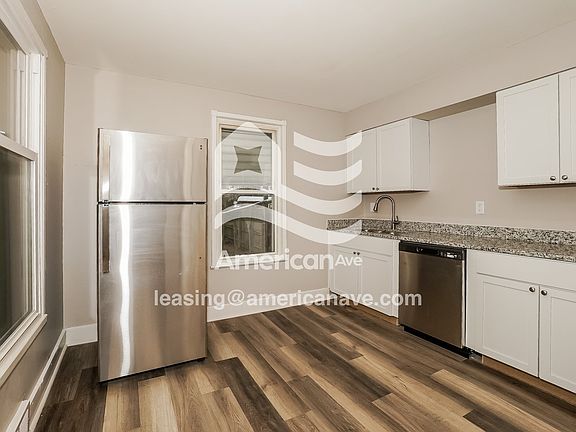 1295379_004_wm_-_kitchen_13483316.jpg