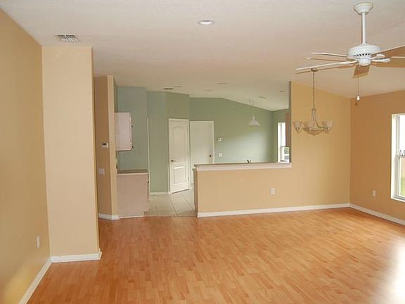 3rd image of 5610 Gallant Fox Ct