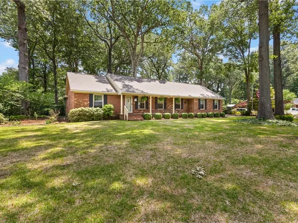 1130 Shenvalee Dr, Virginia Beach, VA 23464