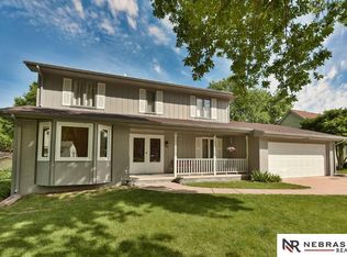 1000 W Perry St, Papillion, NE 68046