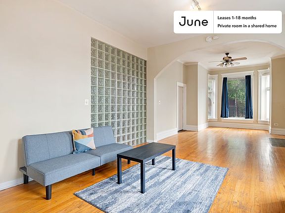 3rd image of 1214 N Damen Ave #1-B