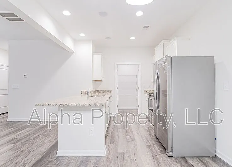 328 Trail Branch Ct — Photo 9