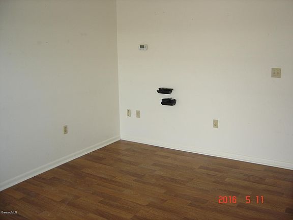 4th image of 414 Monroe Ave APT J201