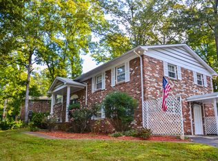 8704 NW Longmeade Dr, Knoxville, TN 37923