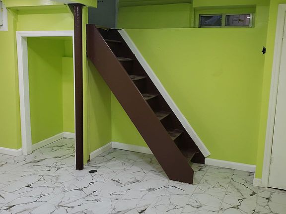 2nd image of 90-33 217th St #Basement